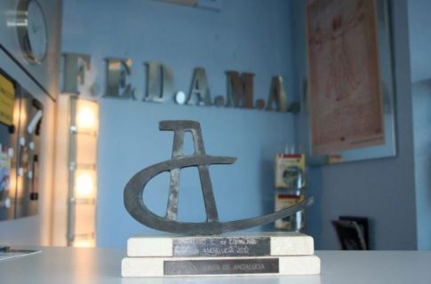 Obsequiada FEDAMA con el Premio C de Consumo 2010