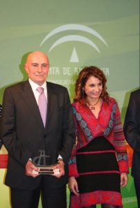Obsequiada FEDAMA con el Premio C de Consumo 2010